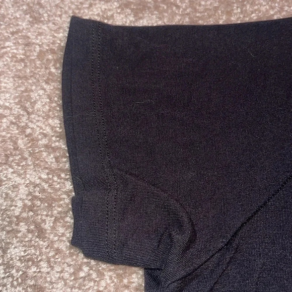 Hue Legging T-Shirt Black - size small. L - Picture 3 of 4